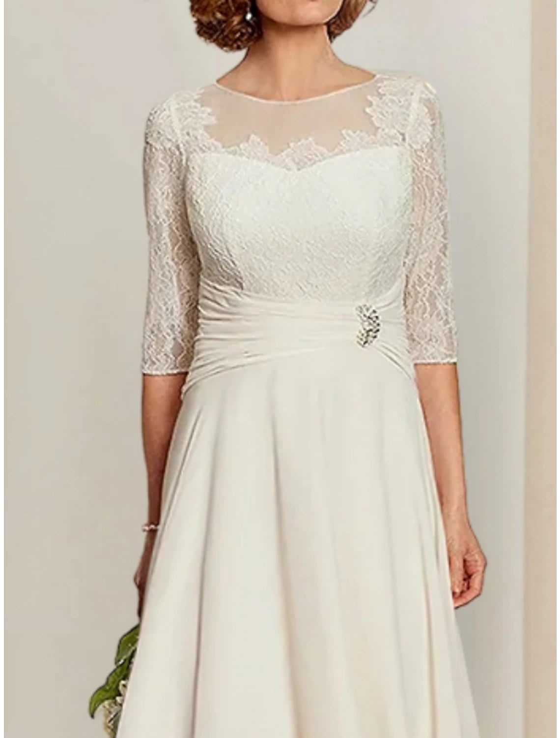 Sheath / Column Mother of the Bride Dress Wedding Guest Vintage Elegant Scoop Neck Floor Length Chiffon Lace Half Sleeve with Pleats Crystal Brooch