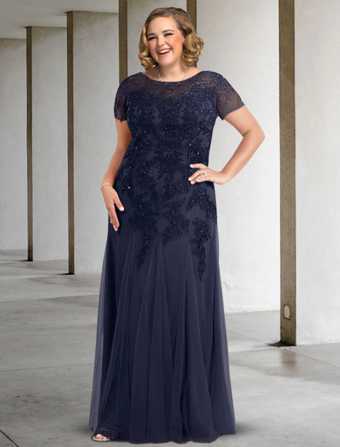 A-Line Mother of the Bride Dress Plus Size Elegant Jewel Neck Floor Le