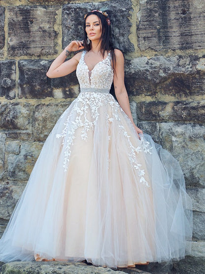 A-Line/Princess Applique Tulle Sleeveless V-neck Sweep/Brush Train Dresses