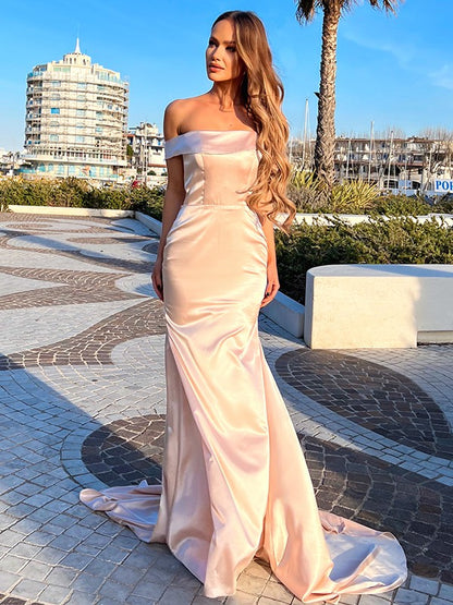 Sheath/Column Silk like Satin Ruched Off-the-Shoulder Sleeveless Court Train Dresses