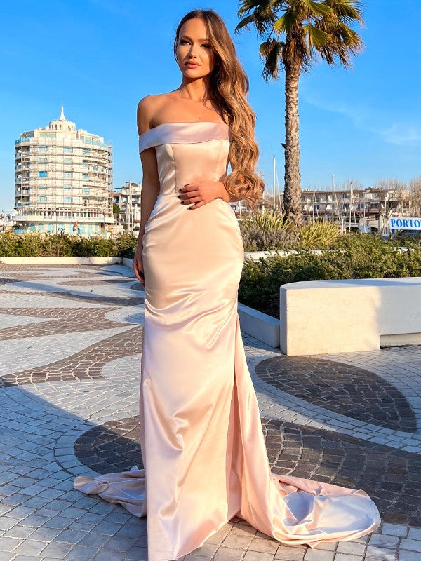 Sheath/Column Silk like Satin Ruched Off-the-Shoulder Sleeveless Court Train Dresses