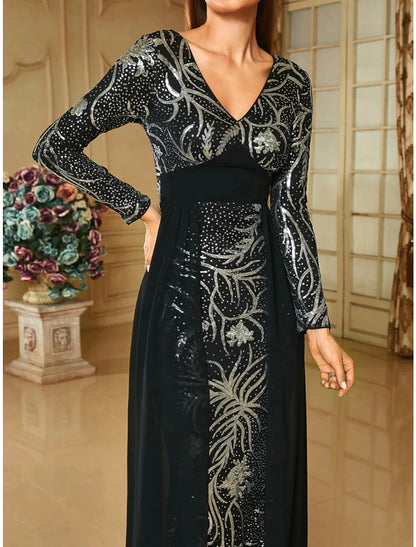 Sheath / Column Evening Gown Elegant Dress Formal Sweep / Brush Train Long Sleeve V Neck Sequined with Glitter Pleats