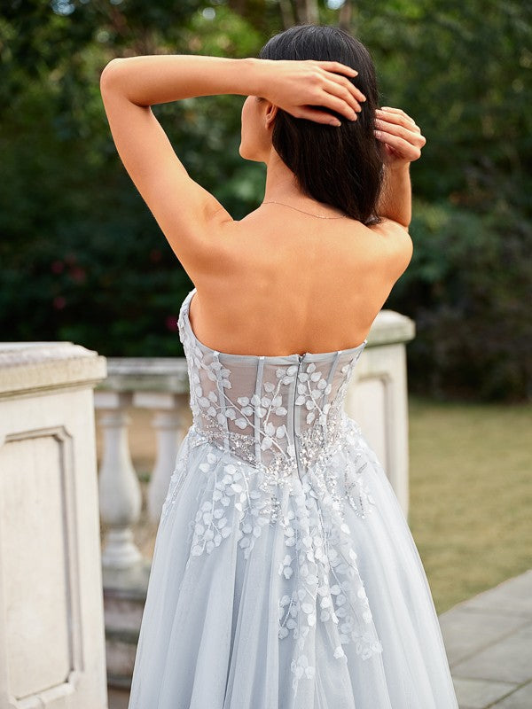 A-Line/Princess Tulle Applique Sweetheart Sleeveless Court Train Dresses