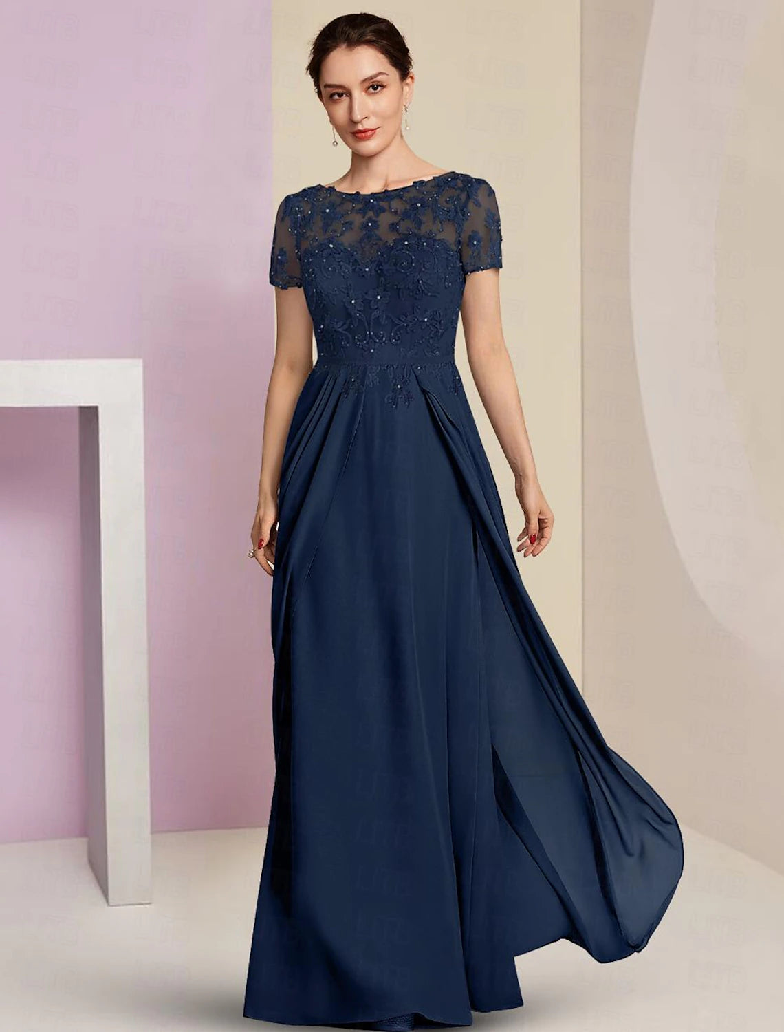 A-Line Mother of the Bride Dress Formal Wedding Guest Elegant Bateau Neck Floor Length Chiffon Lace Short Sleeve with Lace Beading Embroidery