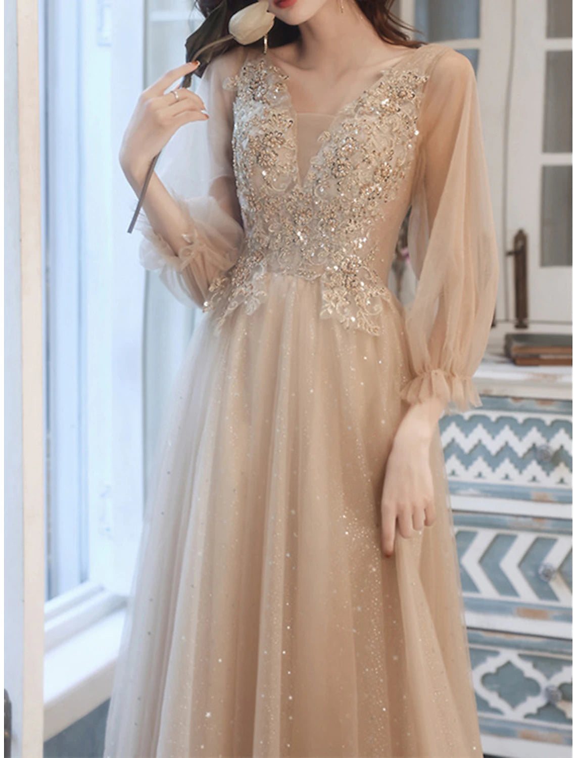 A-Line Sparkle Elegant Prom Formal Evening Birthday Dress V Neck 3/4 Length Sleeve Tea Length Tulle with Sequin Appliques