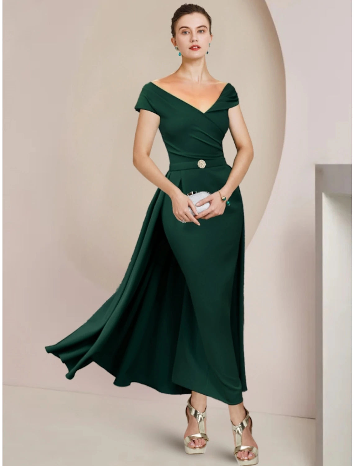Sheath / Column Mother of the Bride Dress Wedding Guest Party Elegant V Neck Ankle Length Stretch Fabric Short Sleeve with Pleats Crystal Brooch