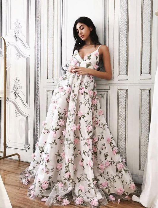 A-Line Prom Dresses Floral Dress Formal Floor Length Sleeveless V Neck Lace with Floral Print