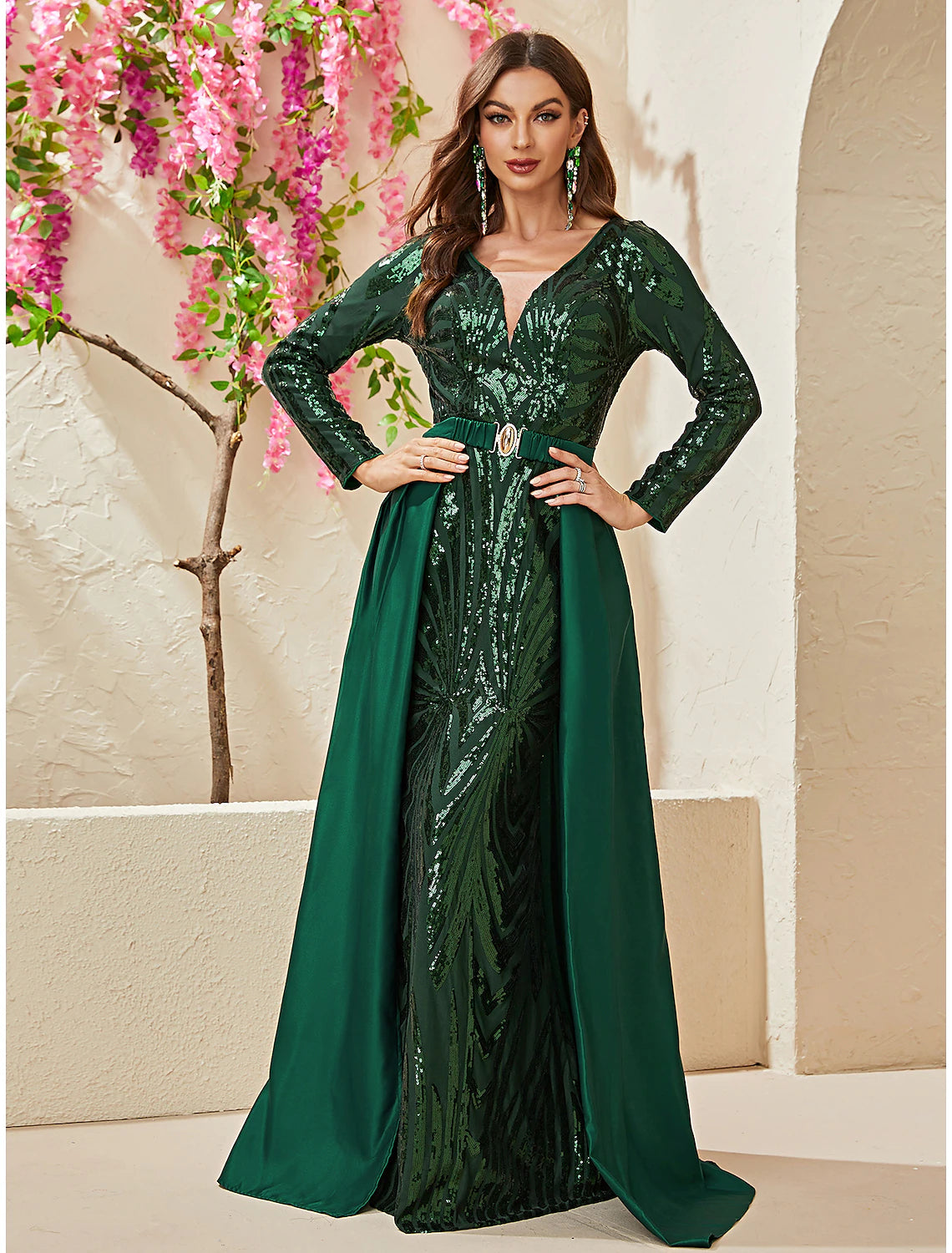 Mermaid / Trumpet Evening Gown Sparkle & Shine Dress Formal Wedding Sweep / Brush Train Long Sleeve V Neck Detachable Polyester with Sequin Overskirt
