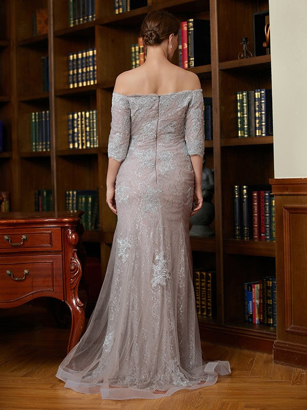 Sheath/Column Lace Applique Off-the-Shoulder 3/4 Sleeves Sweep/Brush Train Mother of the Bride Dresses