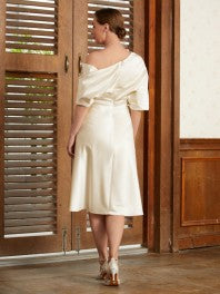 A-Line/Princess Charmeuse Ruched Off-the-Shoulder 1/2 Sleeves Tea-Length Mother of the Bride Dresses