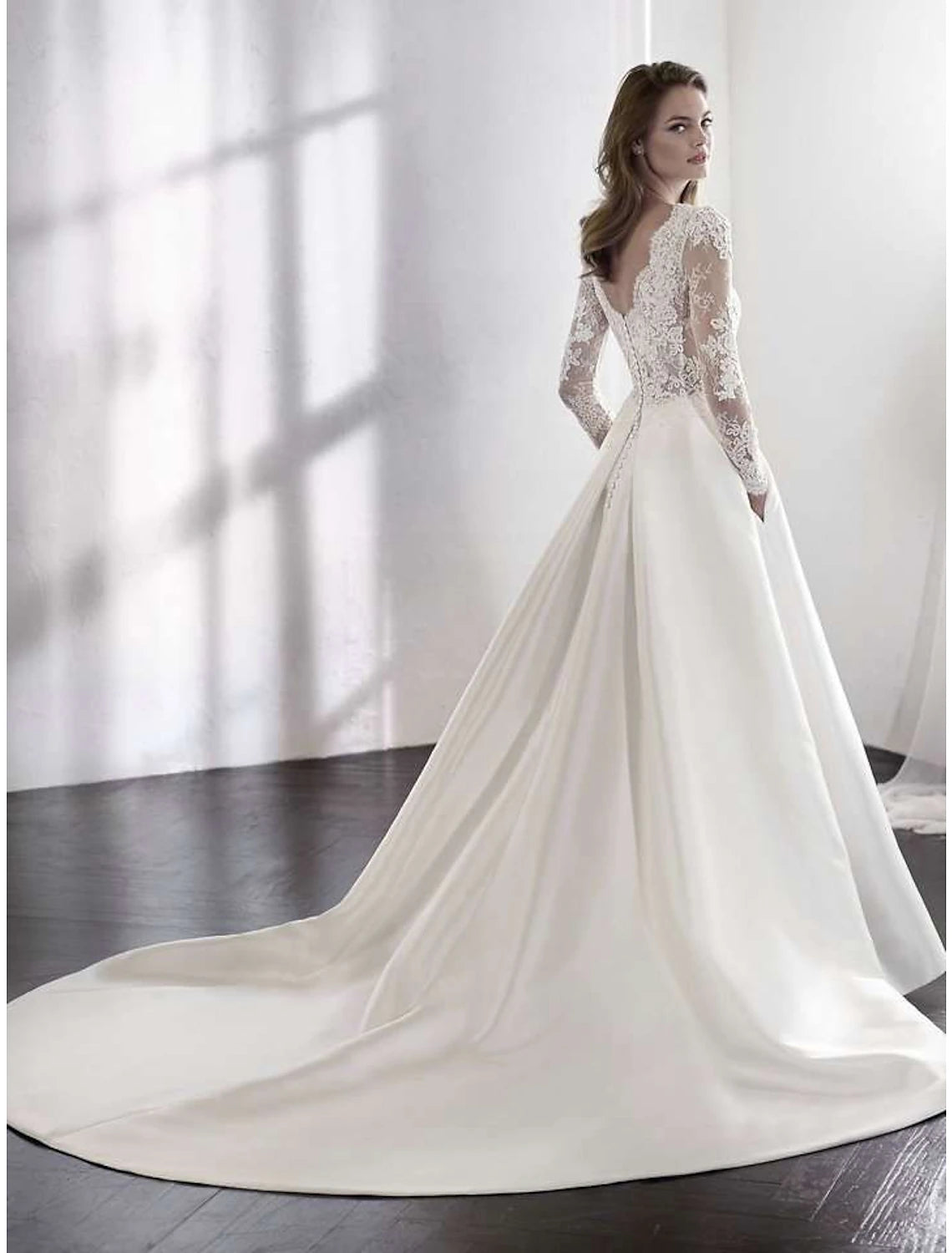 Reception Formal Fall Wedding Dresses A-Line Illusion Neck Long Sleeve Chapel Train Satin Bridal Gowns With Lace Pleats Summer Wedding Party