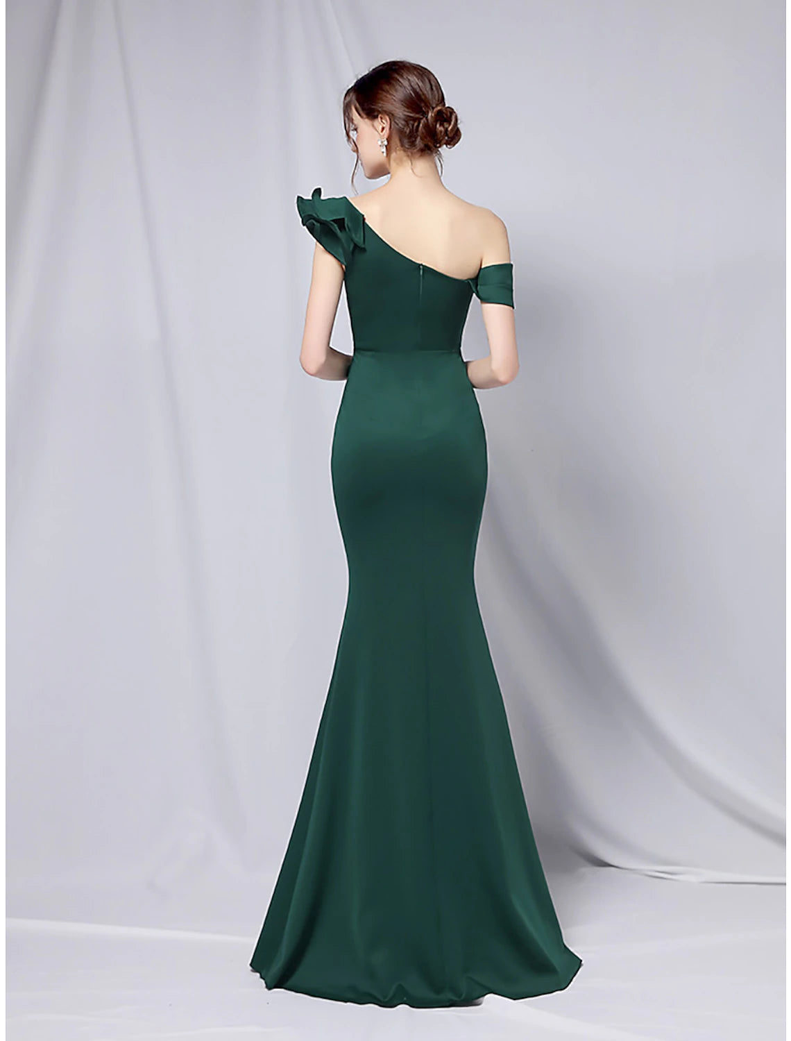 Mermaid / Trumpet Evening Gown Empire Dress Wedding Guest Formal Evening Floor Length Short Sleeve One Shoulder Stretch Satin with Ruffles