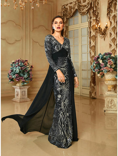 Sheath / Column Evening Gown Elegant Dress Formal Sweep / Brush Train Long Sleeve V Neck Sequined with Glitter Pleats