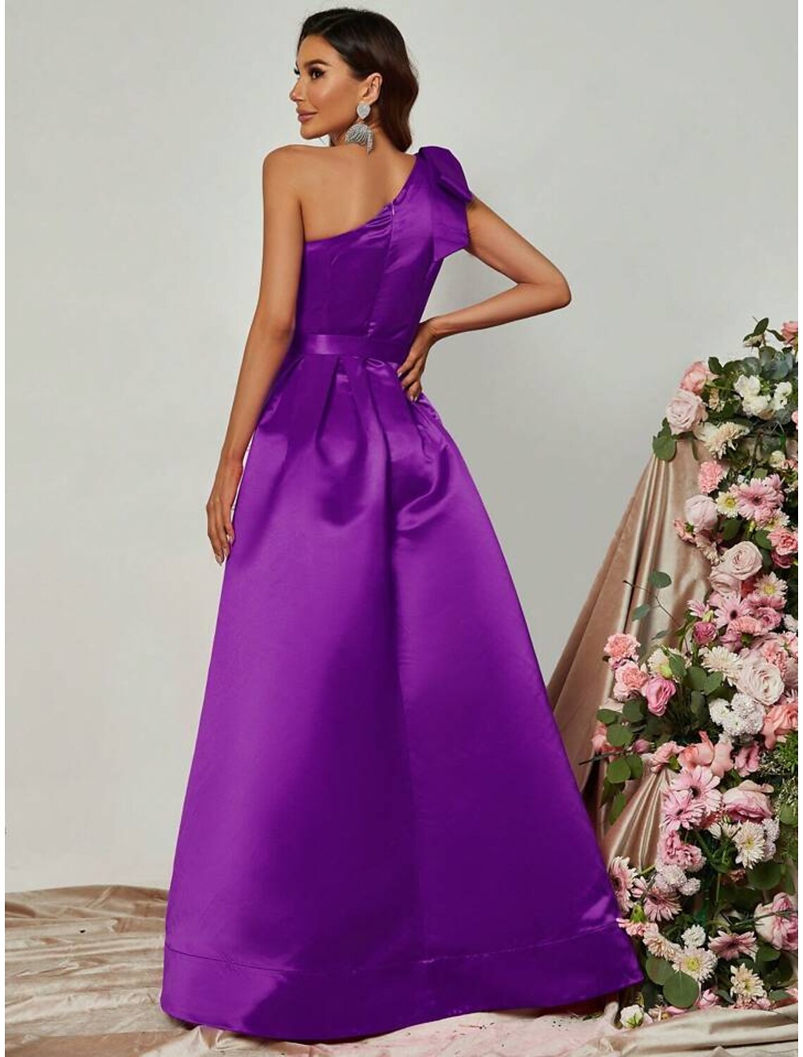 A-Line Evening Gown Party Dress Formal Fall Floor Length Sleeveless One Shoulder Satin with Pleats Slit Strappy