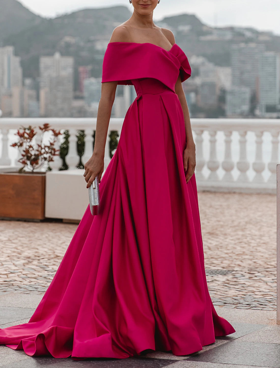 A-Line Evening Gown Christmas Red Green Dress Celebrity Style Dress Formal Wedding Court Train Sleeveless Off Shoulder Bridesmaid Dress Satin with Ruched Slit