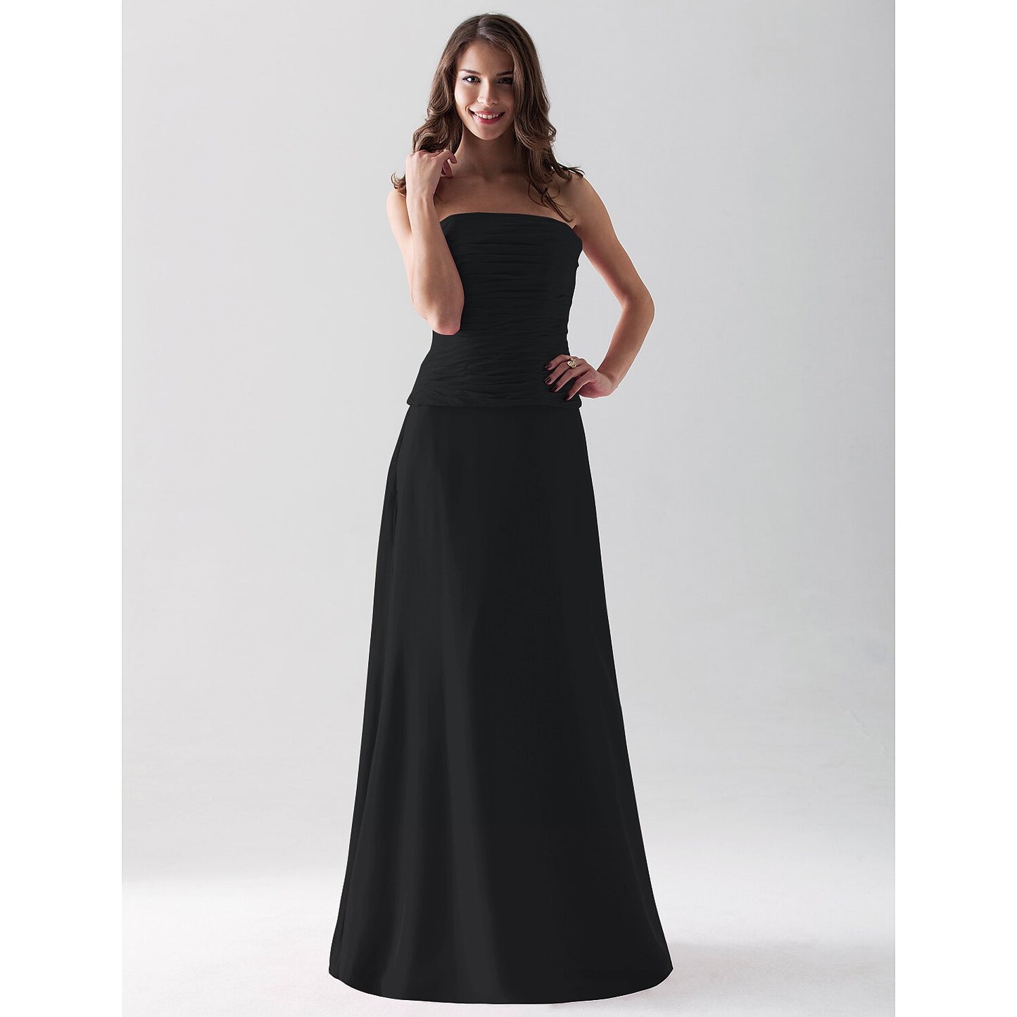 Sheath / Column Bridesmaid Dress Strapless / Straight Neckline Sleeveless Open Back Floor Length Chiffon with Ruched