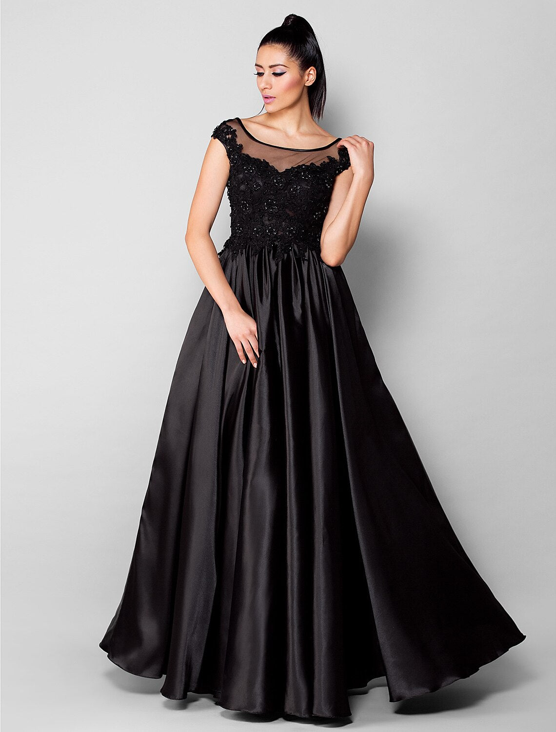 Ball Gown Minimalist Formal Evening Dress Illusion Neck Short Sleeve Floor Length Stretch Satin with Beading Appliques