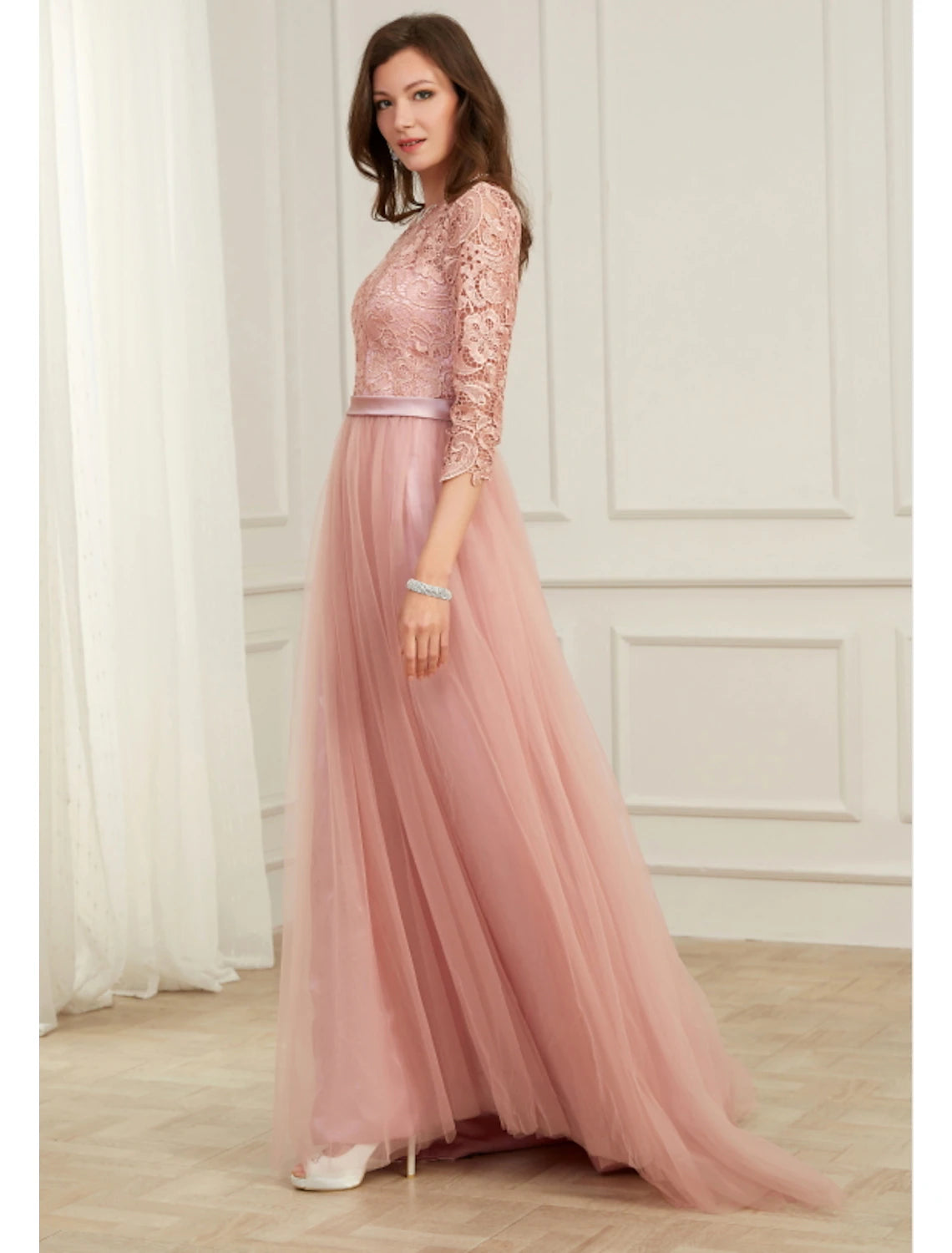 A-Line Evening Gown Spring Dress Party Wear Formal Evening Sweep / Brush Train Long Sleeve Jewel Neck Lace with Appliques