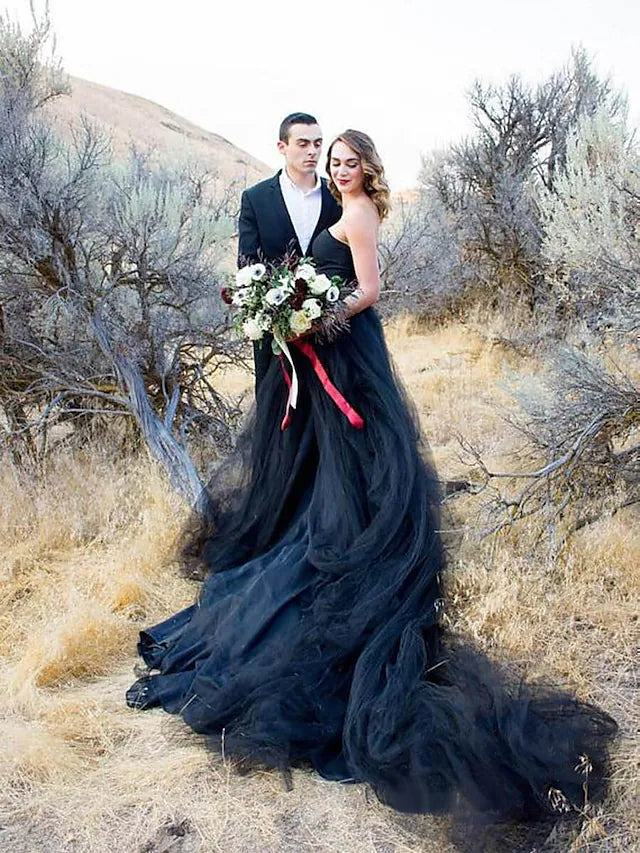 Gothic Black Wedding Dresses Chapel  A-Line Sleeveless Strapless Satin With Solid