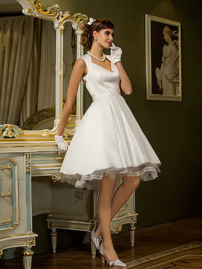 Open Back Little White Dresses Wedding Dresses Knee Length A-Line Cap Sleeve Sweetheart Satin With Lace Button