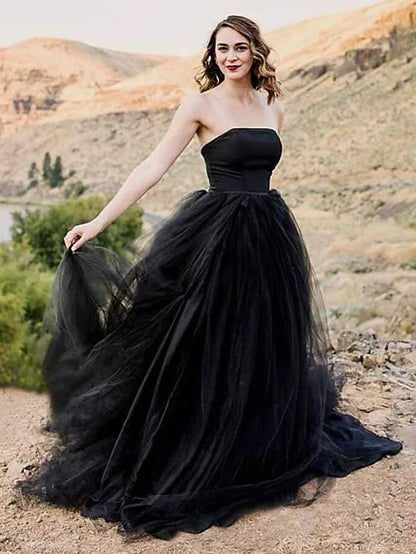 Gothic Black Wedding Dresses Chapel  A-Line Sleeveless Strapless Satin With Solid